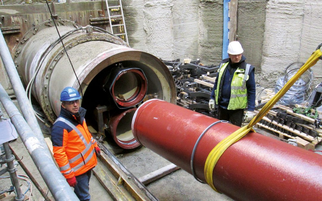A twin-pack of ductile iron pipelines pulled around the bend