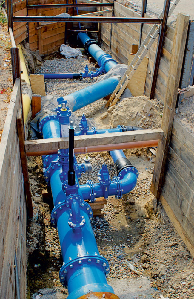 EADIPS Long pipe relining open-trench installation